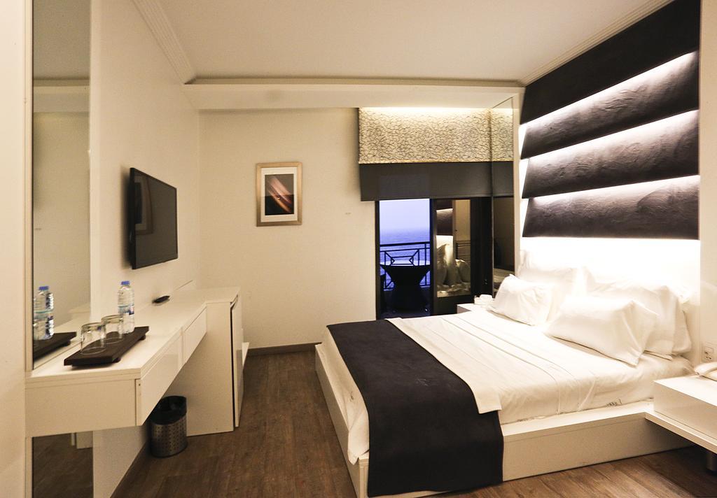 Luxor Hotel Jounieh Εξωτερικό φωτογραφία