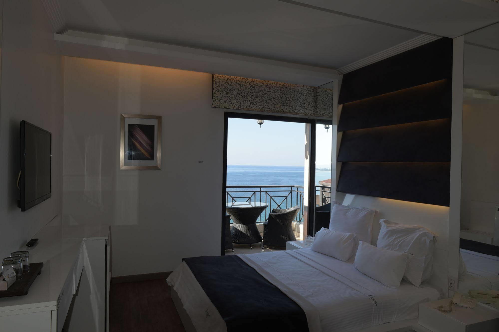 Luxor Hotel Jounieh Εξωτερικό φωτογραφία
