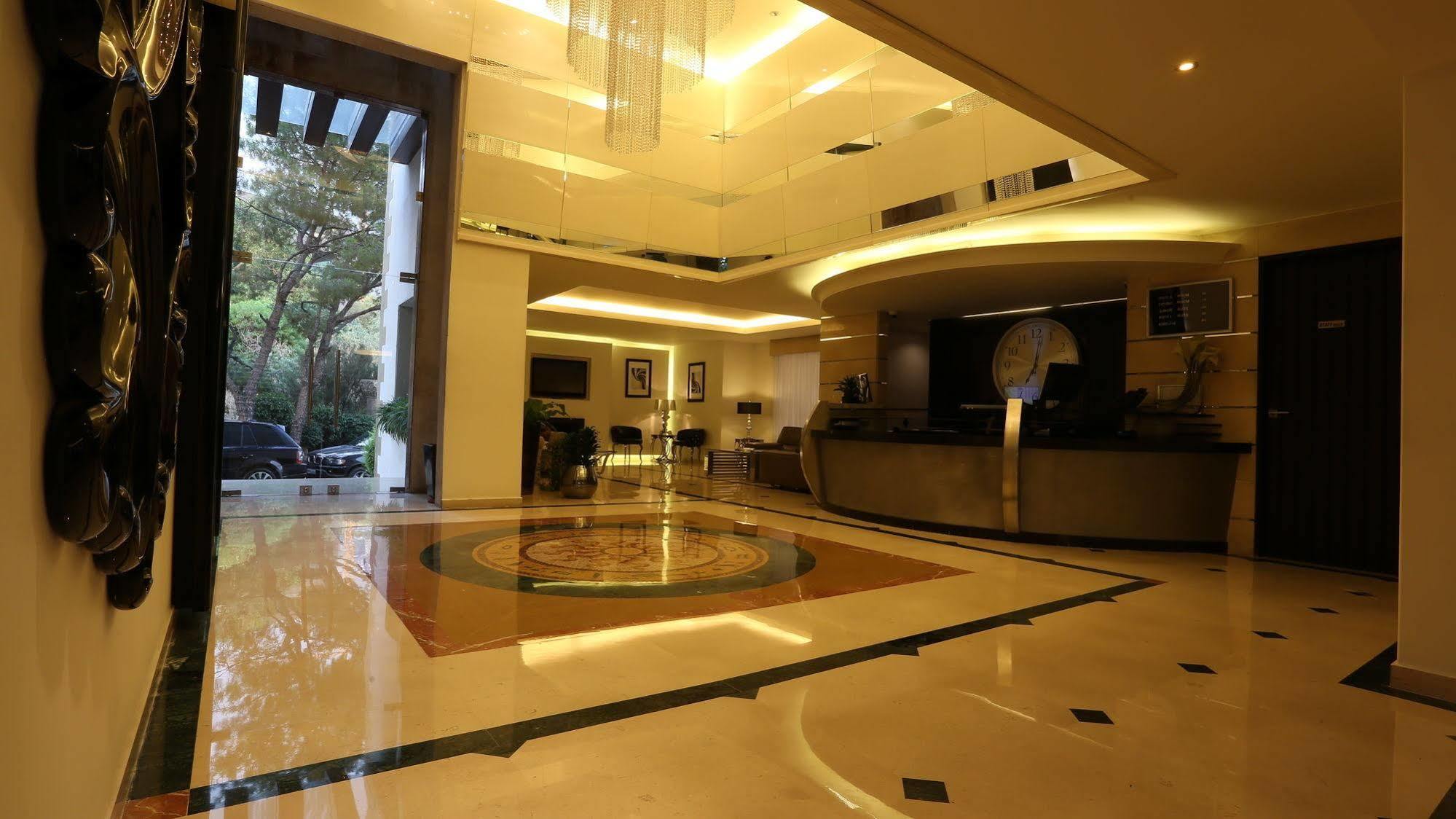 Luxor Hotel Jounieh Εξωτερικό φωτογραφία